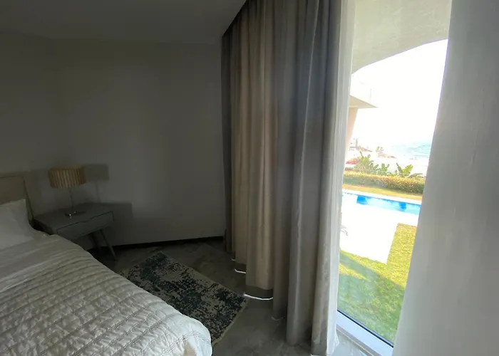 Hotel Sea-view 5*