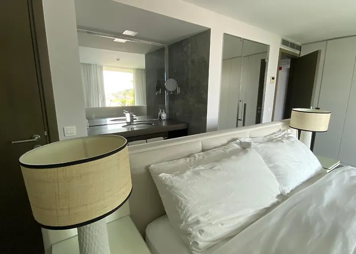 Sea-view 5*