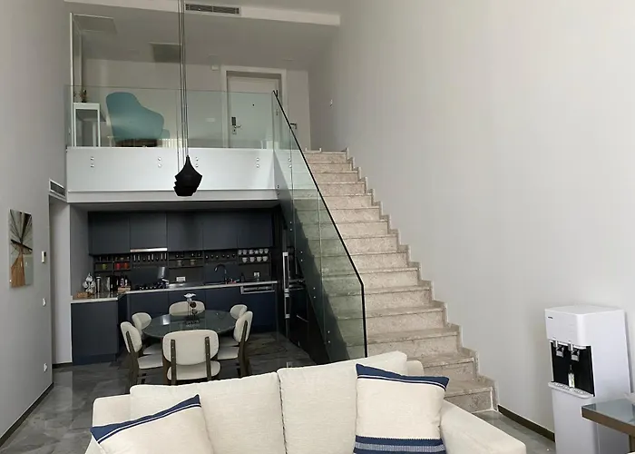 Sea-view Hotel 5*